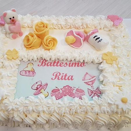 B&B La Casetta Di Lilly Amelia Eksteriør bilde